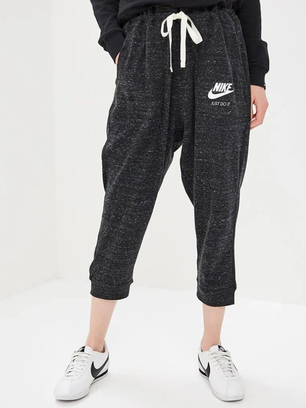 Nike Women's Black Sportswear Gym Heather Jogger Capri Pants Size 1X